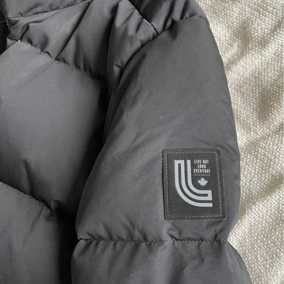 Lolë puffer coat - Picture 2 of 4